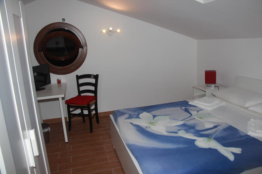 B&B La Terrazza Di Frascati Pokoj fotografie